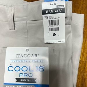 Never been worn Haggar shorts.